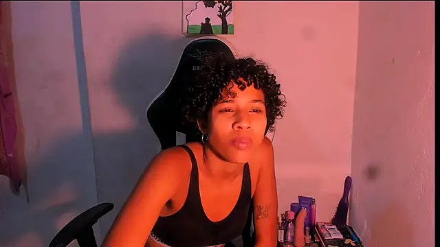 bad girl xxx online show from April 28, 3:11 am