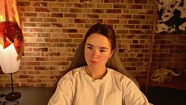 May Bloom online show from November 24, 5:07 am