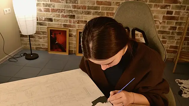 May Bloom online show from December 16, 5:12 am