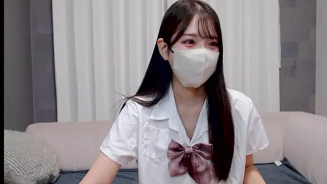 Snapshot of LOVE_MIREI_LOVE chatting on May 1, 11:15 am LOVE MIREI LOVE online show from May 1, 11:15 am