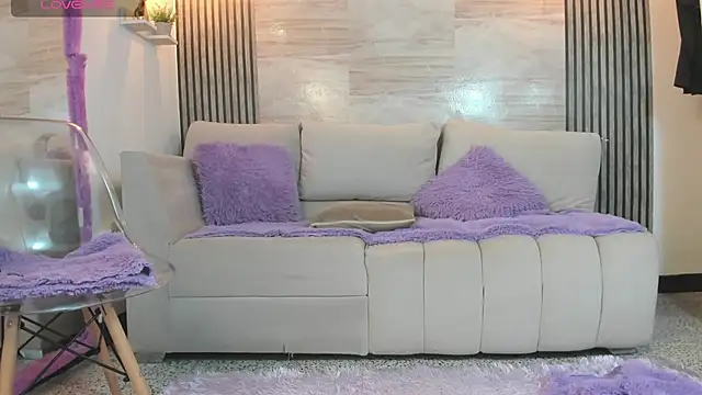 gigi mane online show from December 3, 12:40 am