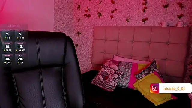 amelia ferrerx online show from November 23, 4:23 am