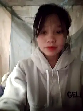 linh-miu99 online show from February 3, 6:22 am
