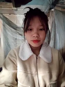 linh-miu99 online show from February 19, 1:56 am