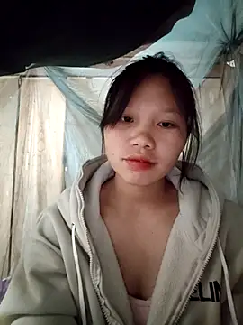 linh-miu99 online show from March 4, 6:41 am