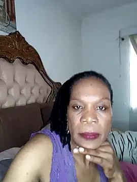 Snapshot of Hotcougar chatting on November 7, 1:22 pm Hotcougar online show from November 7, 1:22 pm