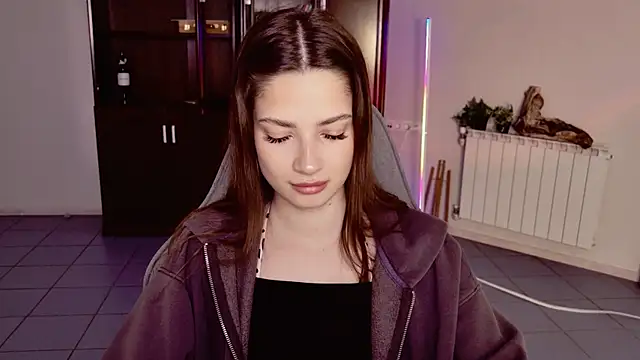 KiraVair online show from January 13, 9:14 am