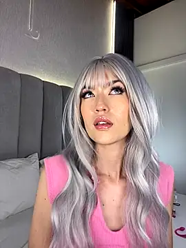 Snapshot of Tiny_Dream chatting on October 25, 8:25 pm Tiny Dream online show from October 25, 8:25 pm