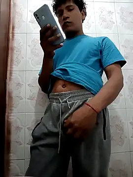 Snapshot of Gh_garciaz chatting on December 18, 5:41 pm Gh garciaz online show from December 18, 5:41 pm