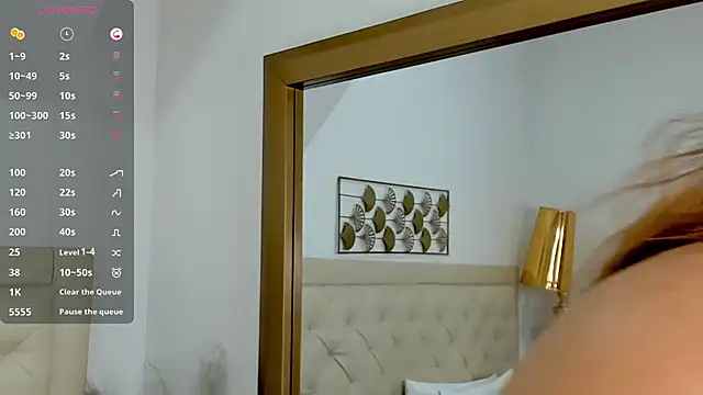 Snapshot of lucia_lorenz chatting on December 2, 11:26 am lucia lorenz online show from December 2, 11:26 am