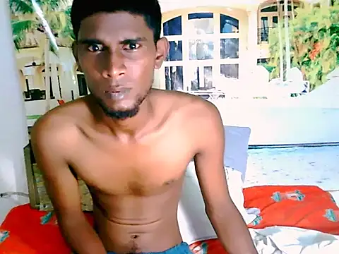 IndianThuggin online show from April 16, 9:43 am