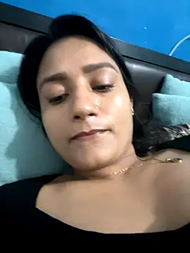 Snapshot of heenashai chatting on October 31, 1:34 pm heenashai online show from October 31, 1:34 pm