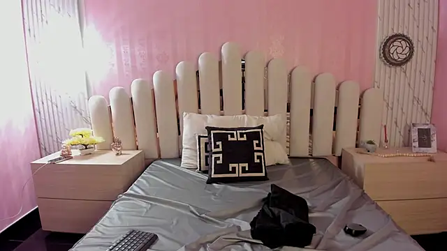 Snapshot of Isabella_Marsh chatting on November 4, 12:04 pm Isabella Marsh online show from November 4, 12:04 pm