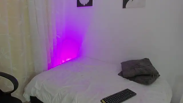 Snapshot of DOMINANT_CELEST chatting on October 21, 8:53 pm DOMINANT CELEST online show from October 21, 8:53 pm