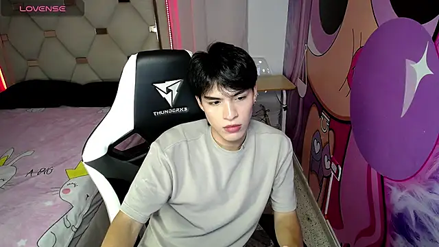 Snapshot of hyun_jin_ chatting on October 18, 8:31 pm hyun jin  online show from October 18, 8:31 pm