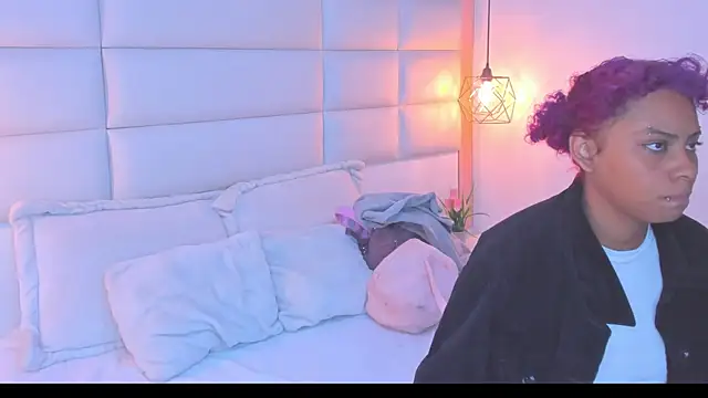 Sofia clk online show from April 17, 2:58 am