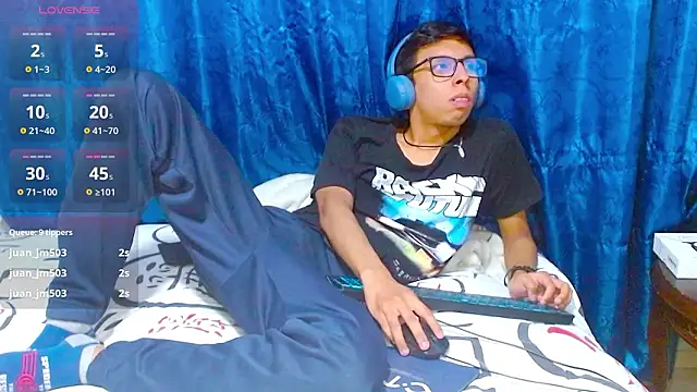 DavTwink3100 online show from February 3, 2:53 am