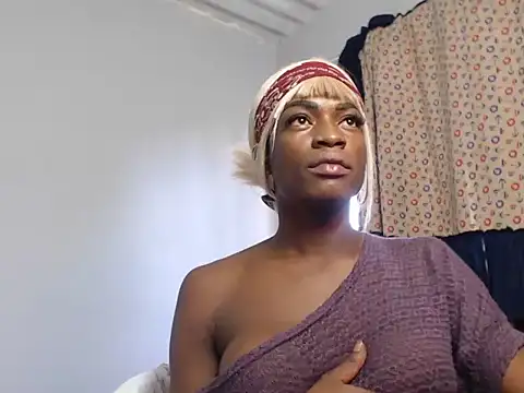 Snapshot of TheXEbonyxxx chatting on November 20, 9:58 pm TheXEbonyxxx online show from November 20, 9:58 pm