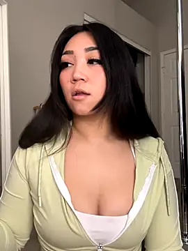 babygirlesme online show from December 18, 7:31 pm