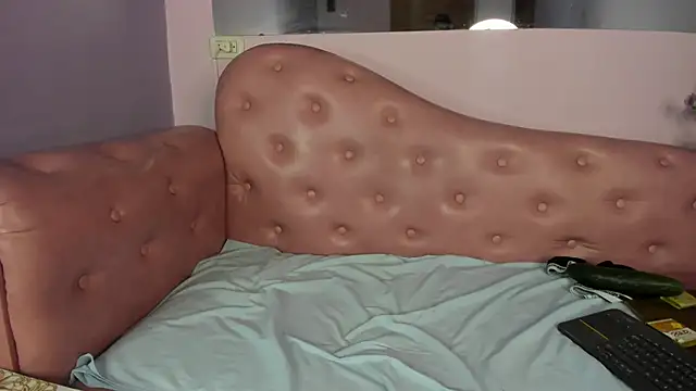 Emiliano Reyes online show from November 7, 4:12 am