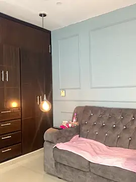 Snapshot of Orianabluee_ chatting on November 12, 3:18 am Orianabluee online show from November 12, 3:18 am