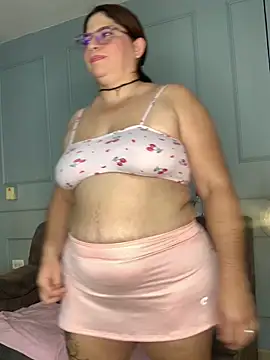 Snapshot of Orianabluee_ chatting on November 14, 4:00 am Orianabluee online show from November 14, 4:00 am