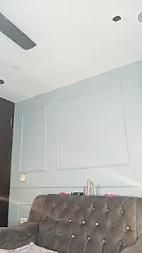 Snapshot of Orianabluee_ chatting on November 30, 3:43 am Orianabluee online show from November 30, 3:43 am