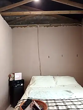 juicyboode online show from October 27, 8:51 am