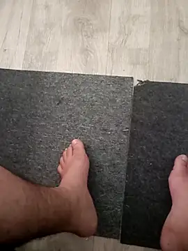 ConvoyedSubgroup online show from April 21, 9:37 am