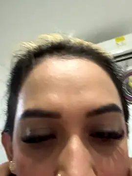 Snapshot of KIMBERLYPULIDO chatting on November 13, 9:25 pm KIMBERLYPULIDO online show from November 13, 9:25 pm