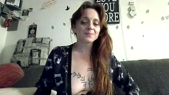 LoveLibz169 online show from October 27, 3:54 am