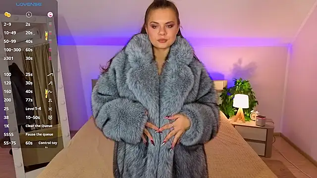 Miss Delia online show from November 15, 11:07 am