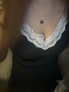 Bong-g online show from April 18, 6:45 pm