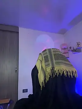 FreszX online show from April 24, 3:03 pm