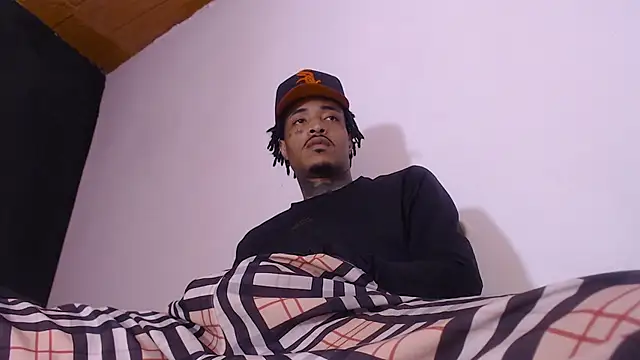 Anaconda larga online show from April 20, 6:20 pm