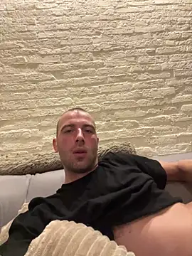 Rotteei1 online show from October 23, 4:23 am