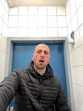 Rotteei1 online show from December 2, 1:17 pm