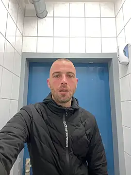 Rotteei1 online show from April 20, 12:08 pm