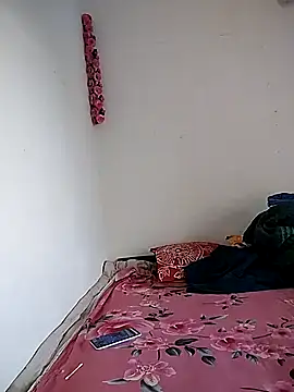 Hot Angle online show from November 28, 9:56 am