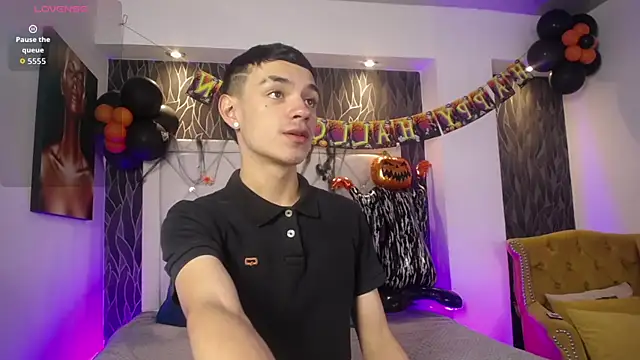 Mike lawford1 online show from October 29, 1:13 pm