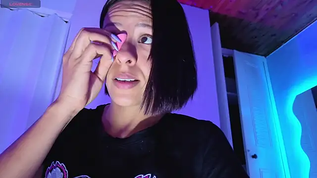 Aria Russo online show from April 9, 2:44 pm