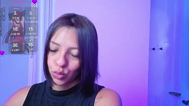 Aria Russo online show from April 11, 2:21 pm