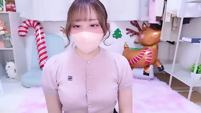 Snapshot of shiyu_xx chatting on December 17, 6:52 am shiyu xx online show from December 17, 6:52 am