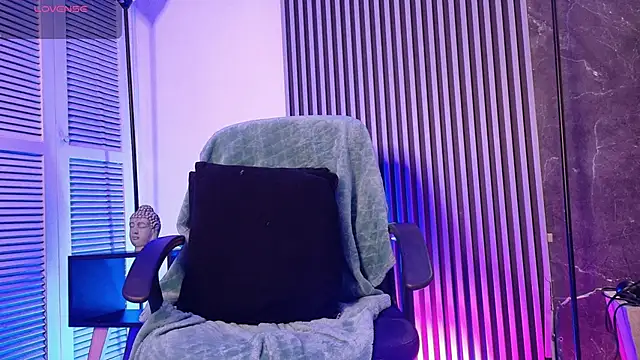 SelenaAbatti  online show from November 20, 6:35 am