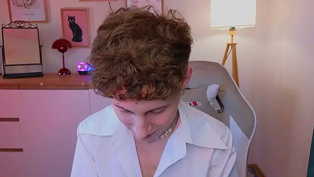 crisp1n online show from March 5, 9:16 am