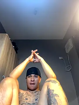 Sweet Guy tattoo online show from November 1, 2:19 pm