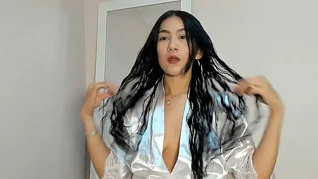 elissaWhite online show from May 2, 11:54 pm