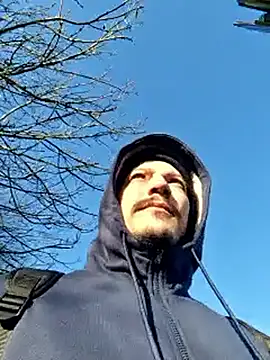 bbyxklaus online show from December 20, 11:06 am