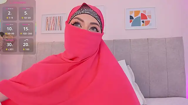 fatiima  online show from January 31, 7:23 pm