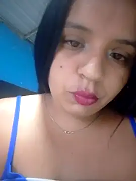 hot-mom72 online show from October 28, 10:41 am